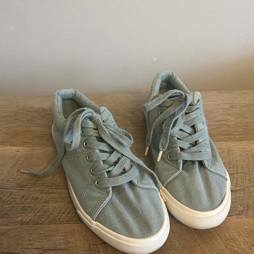 Women's‎ Size 7 Sage Mint Green Rocket Dog Sneakers Comfort Minimalist Neutral